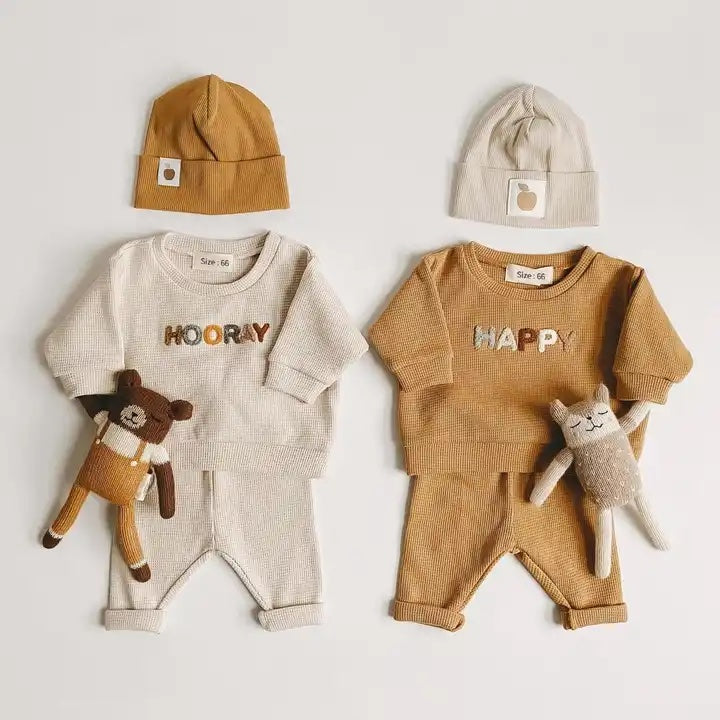 HOORAY Ribbed Baby Sweatsuit Set